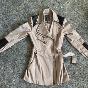 Guess Cream and Black Trench Coat with Modern Design